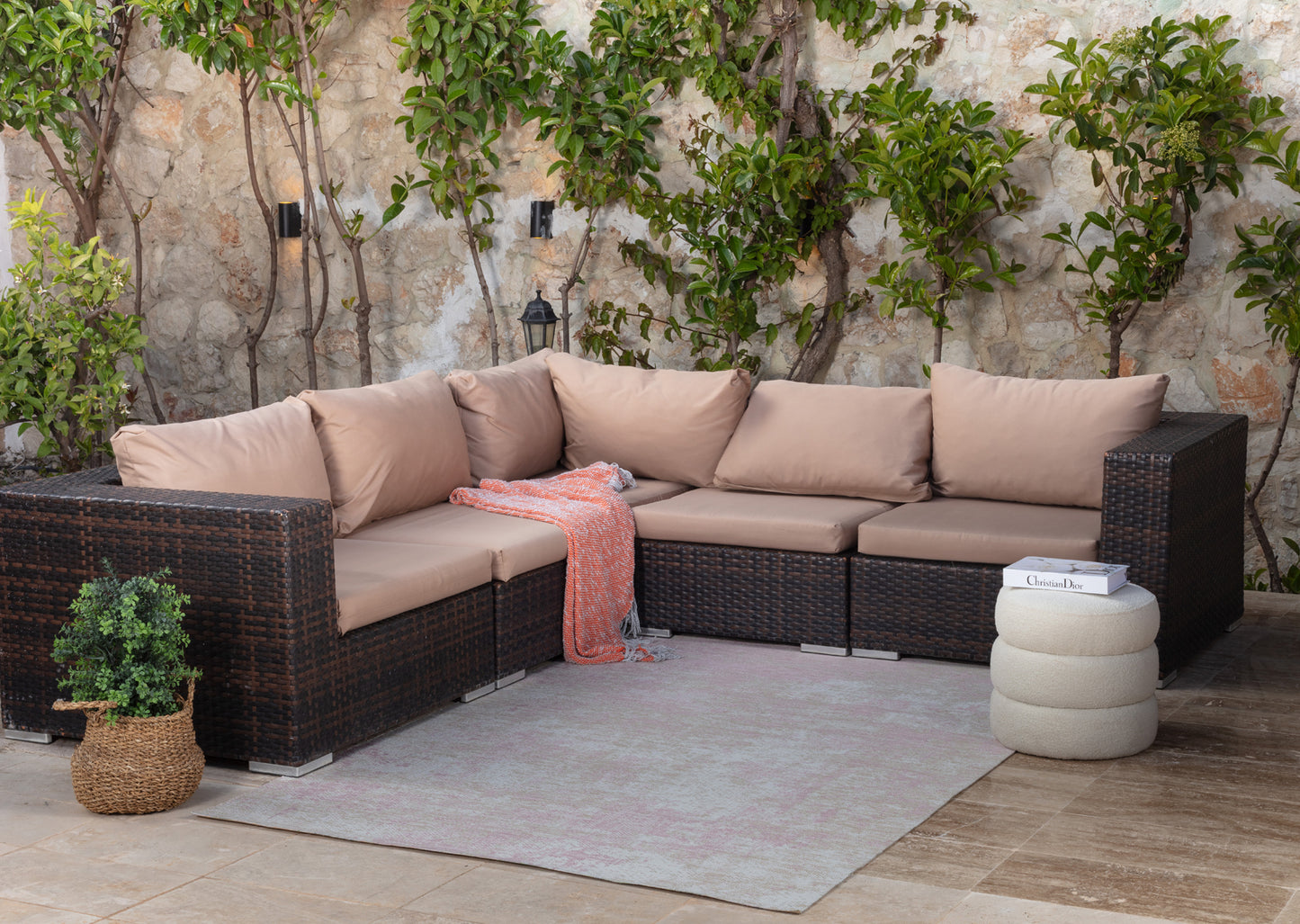 CAILEY Outdoor Teppich I In & Outdoor Boho Wetterfest Teppich für den Balkon, Terrasse, Garten, Küche, Plegeleicht I Beige, Malve