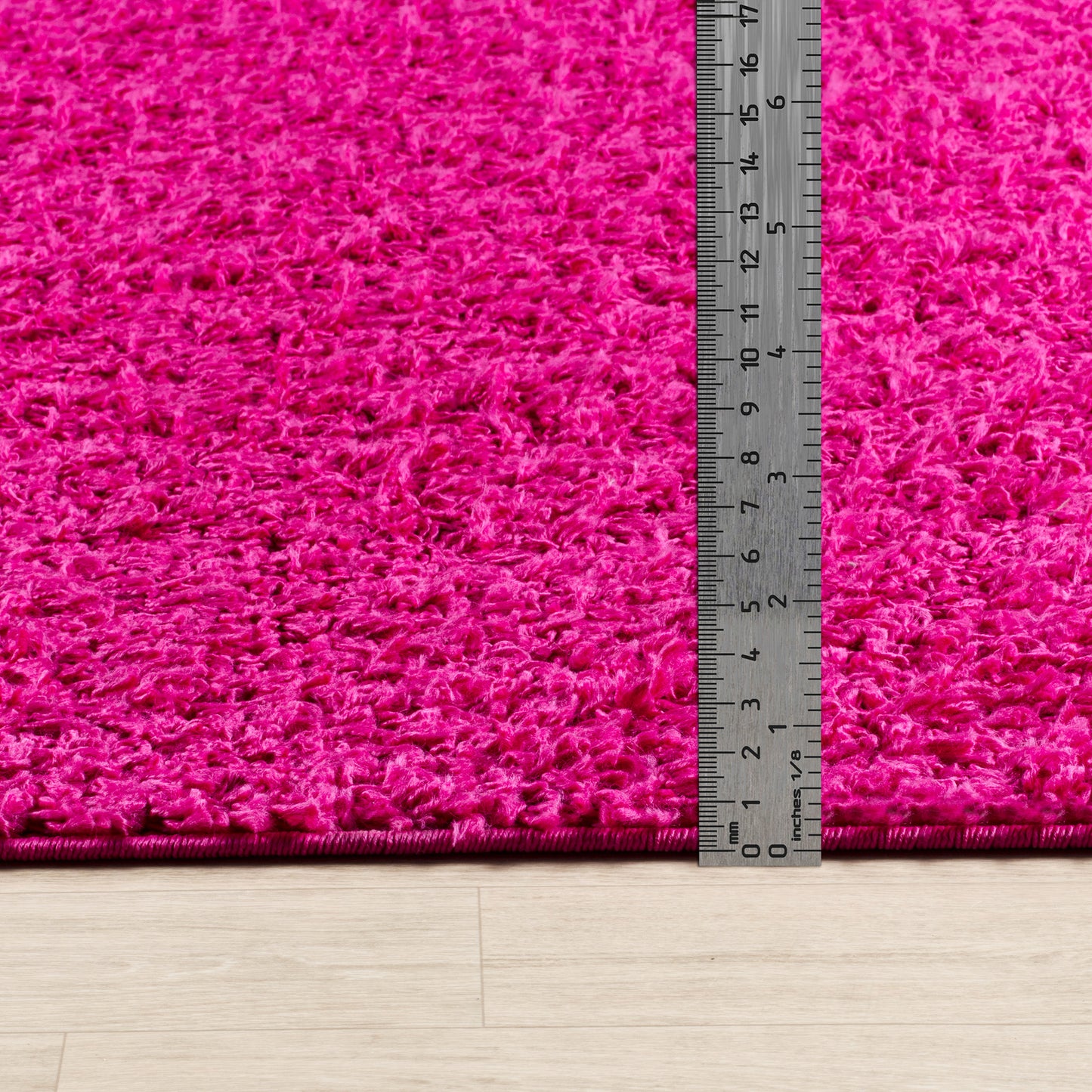 TORRIS Tapis Shaggy - Tapis Moderne, Couloir, Salon, Chambre - Tapis Uni à Poils Longs, Doux, Moelleux, Entretien Facile - Fuschia