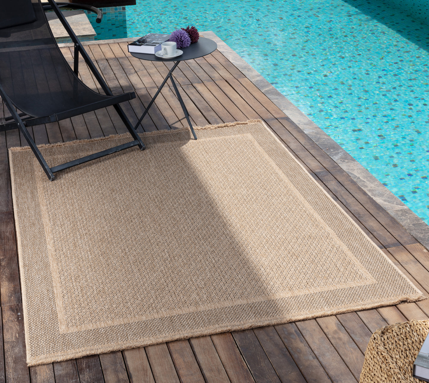 SABRENA Tapis Extérieur Aspect Jute - Tapis Bohème Extérieur et Intérieur, Terrasse, Balcon, Véranda, Salon, Cuisine - Beige, Noir