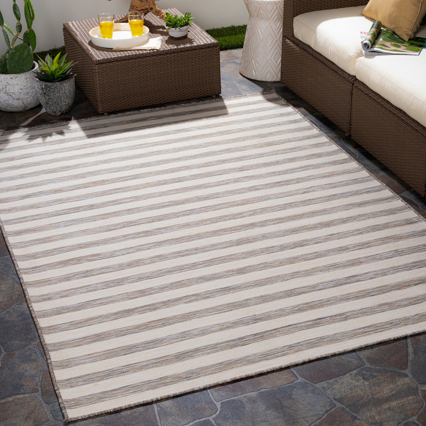 ALIZE Tapis Extérieur - Tapis Bohème Extérieur et Intérieur, Terrasse, Balcon, Véranda, Salon, Cuisine, Entretien Facile - Beige, Ivoire